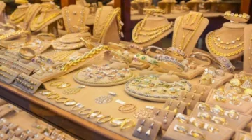 هبوط 20 جنيهًا.. أسعار الذهب في مصر تسجل مستويات جديدة بمنتصف التداولات غداة الاثنين